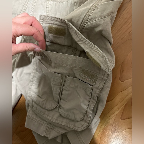 Vintage Nike Cargo Shorts - Picture 8 of 8